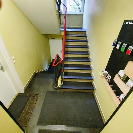 Overnight Apartment كولونيا المظهر الخارجي الصورة