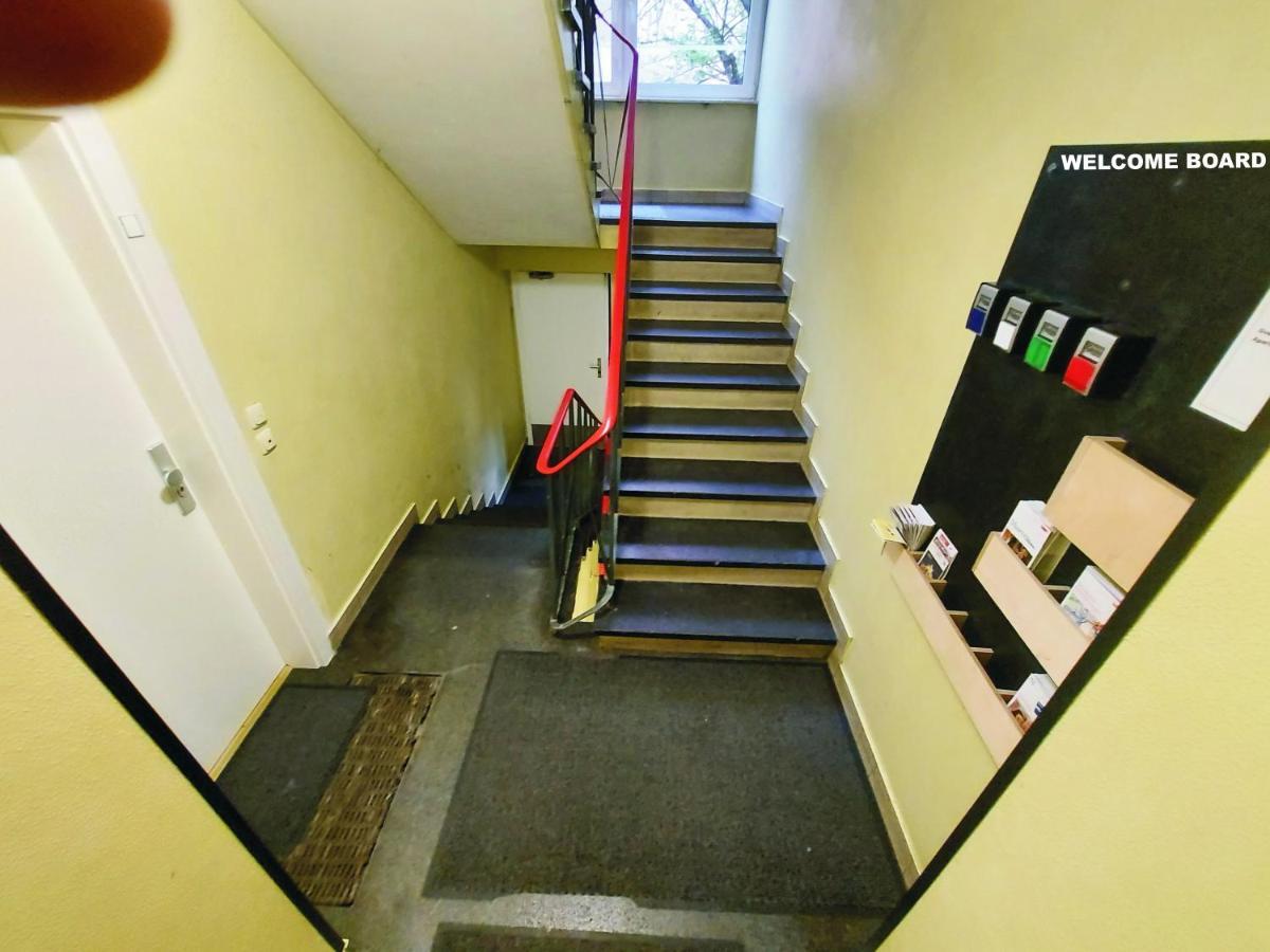 Overnight Apartment كولونيا المظهر الخارجي الصورة