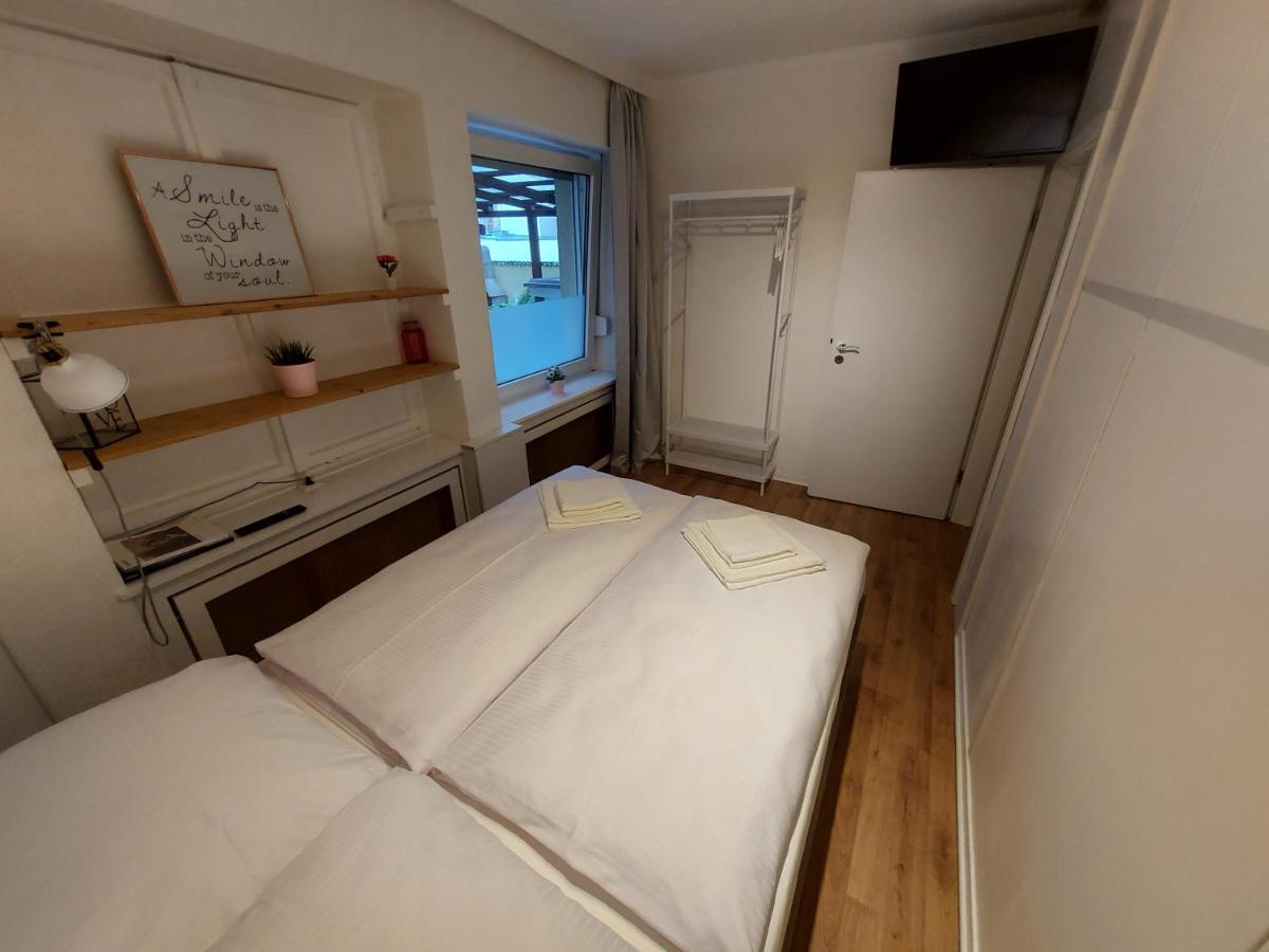 Overnight Apartment كولونيا المظهر الخارجي الصورة